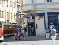 Spotřebitelsk&eacute; &uacute;věry. Na&nbsp;sn&iacute;mku pobočka ČSOB.