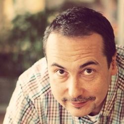 Robert &Scaron;tefl, &scaron;&eacute;f produktov&eacute;ho t&yacute;mu Air Bank