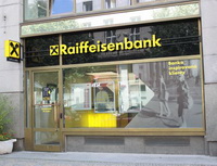 Specializovaná nabídka pro internetové obchody od Raiffeisenbank. Na snímku pobočka Raiffeisenbank.