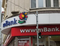 mBank - Když mBank přijde se soutěží nečekejte dárečky, ale koruny na Vašem účtě - Na snímku: pobočka mBank