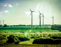 Z&aacute;jem o&nbsp;větrnou energii roste po&nbsp;cel&eacute;m světě. Loni stoupl v&yacute;kon větrn&yacute;ch elektr&aacute;ren. Na&nbsp;sn&iacute;mku větrn&eacute; elektr&aacute;rny.