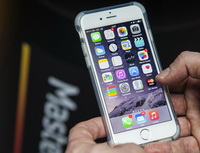 Mobiln&iacute; telefon - platby